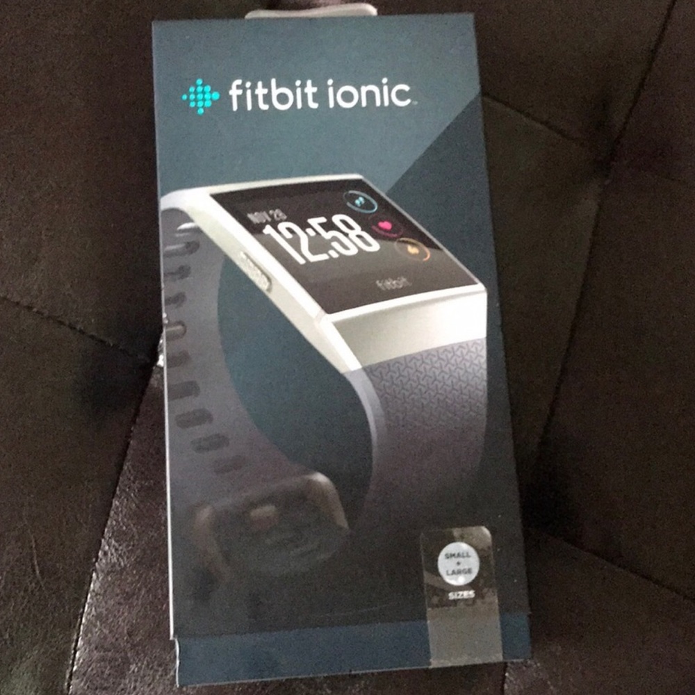 FitBit Iconic WITHOUT CHARGER